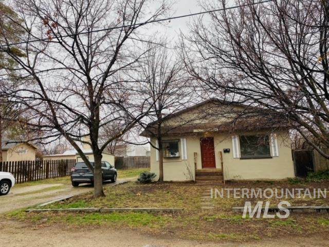 647 Broadway Avenue - Photo 1