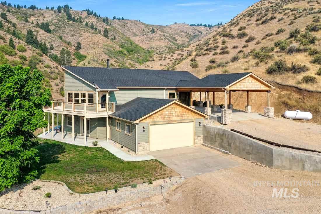 126 Whitehawk Way - Photo 1