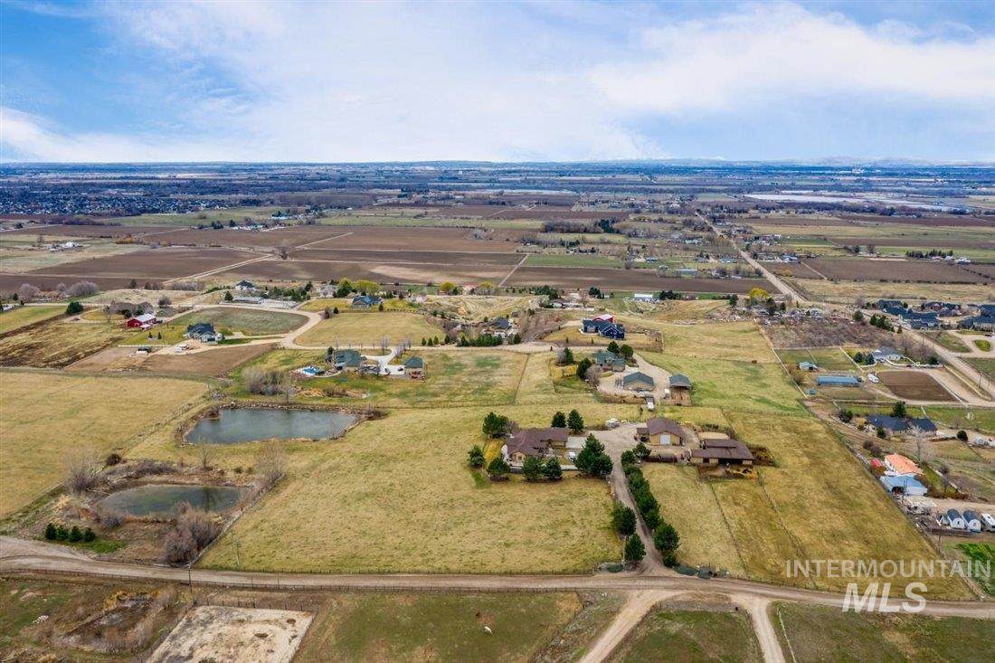 6847 Willis Rd - Photo 1