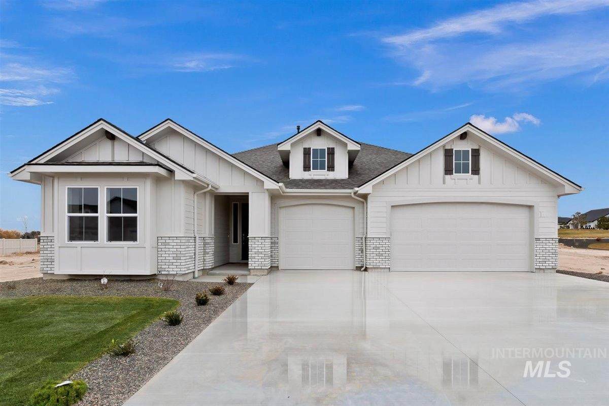 1355 Tenzing Street - Photo 1