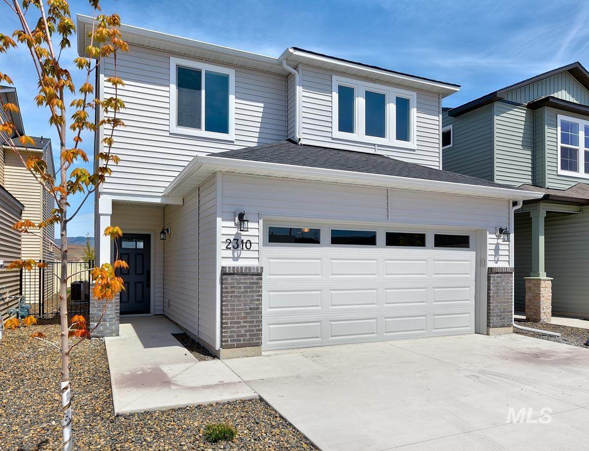 2310 Tiger Lily - Photo 1
