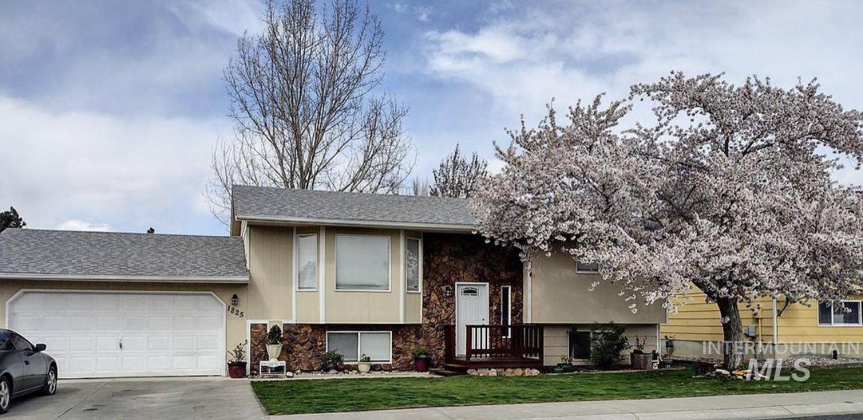 1825 Birch Ct. - Photo 1