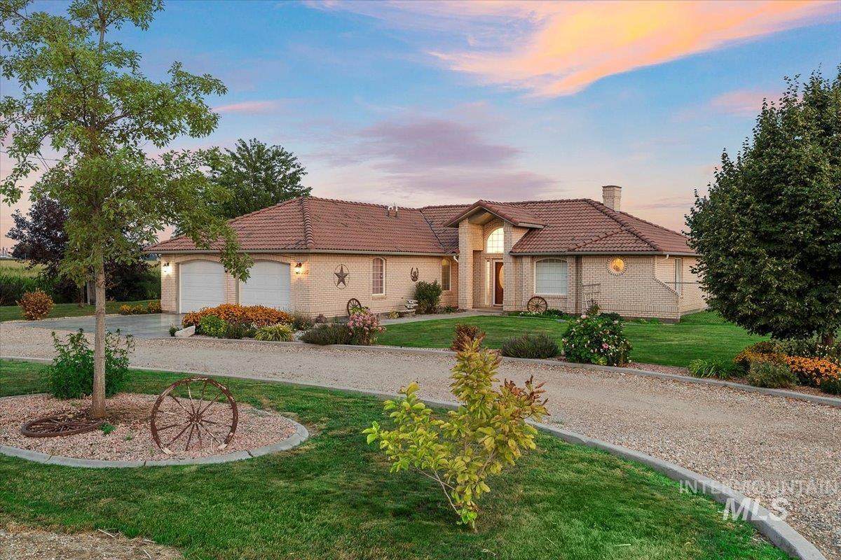 18395 Homedale Road - Photo 1