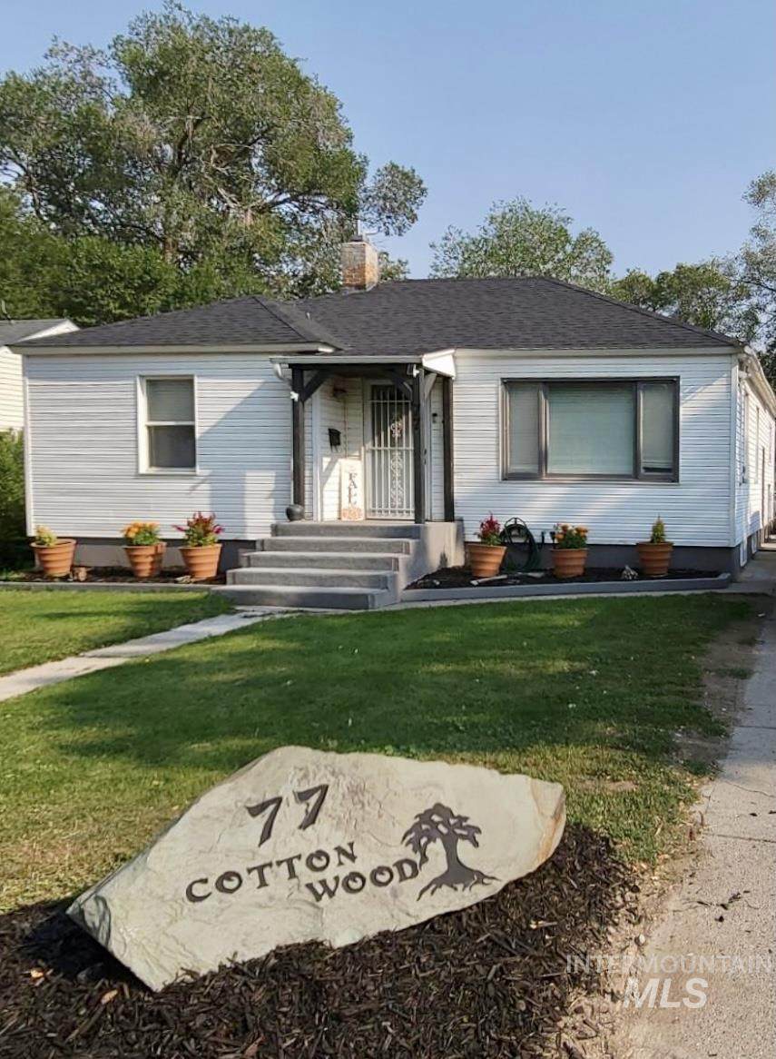 77 Cottonwood Ave - Photo 1