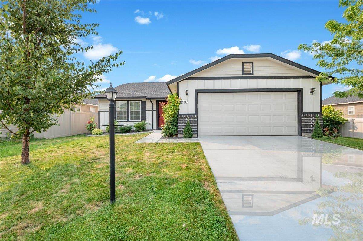 11250 W Bodie River Loop - Photo 1