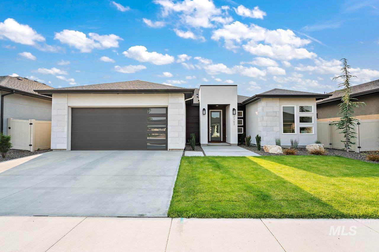 2363 Hills Ave - Photo 1