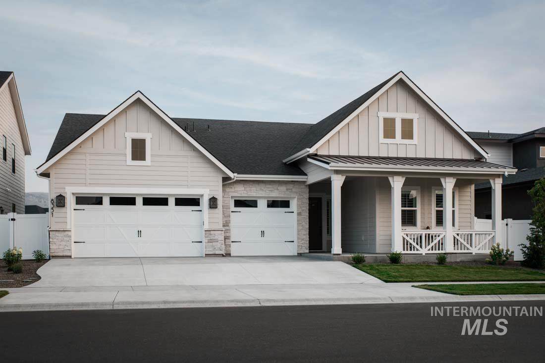 8351 Brooks Dr - Photo 1