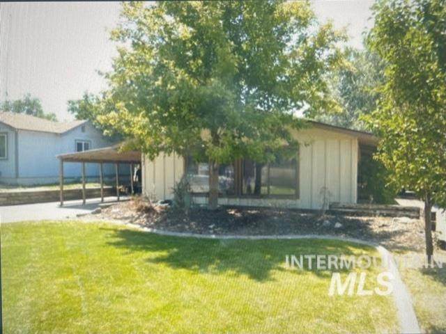 117 14th Ave N - Photo 1