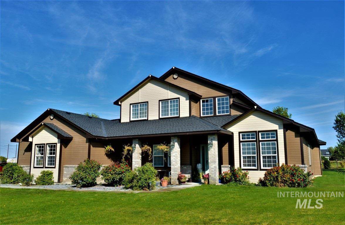 8100 Mac Way - Photo 1