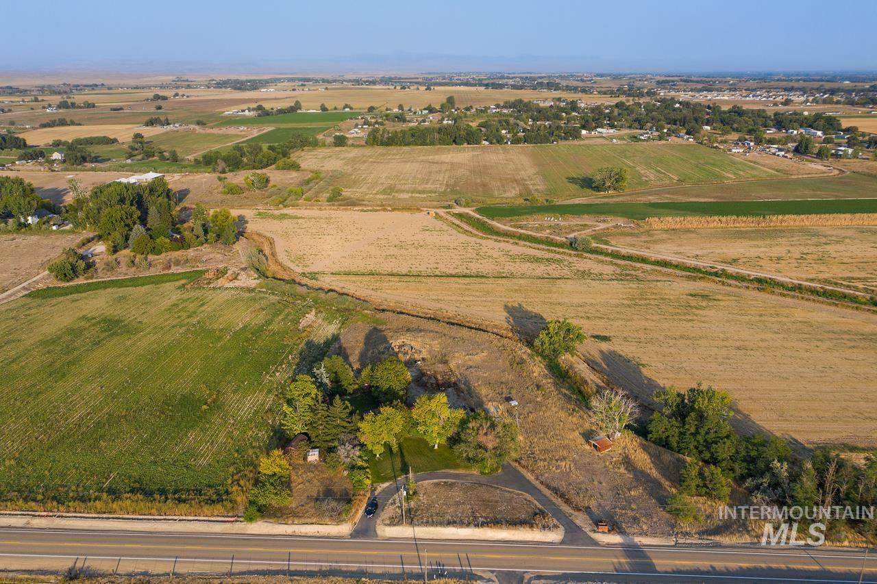 25366 Emmett Rd - Photo 1