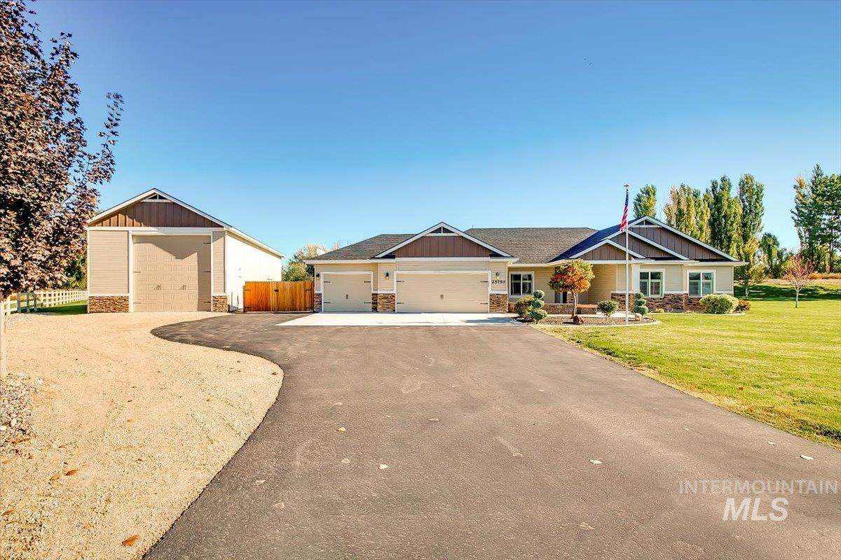 25750 Clubhouse Court - Photo 1
