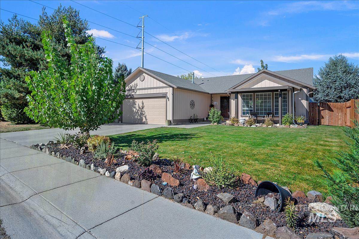 13734 Meadowdale Dr - Photo 1