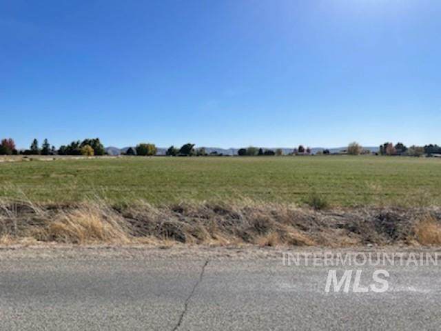TBD Idaho Blvd 4.95 Acres - Photo 1