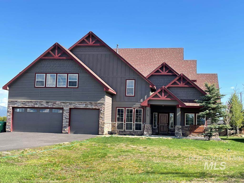 13112 Hawks Bay Road - Photo 1