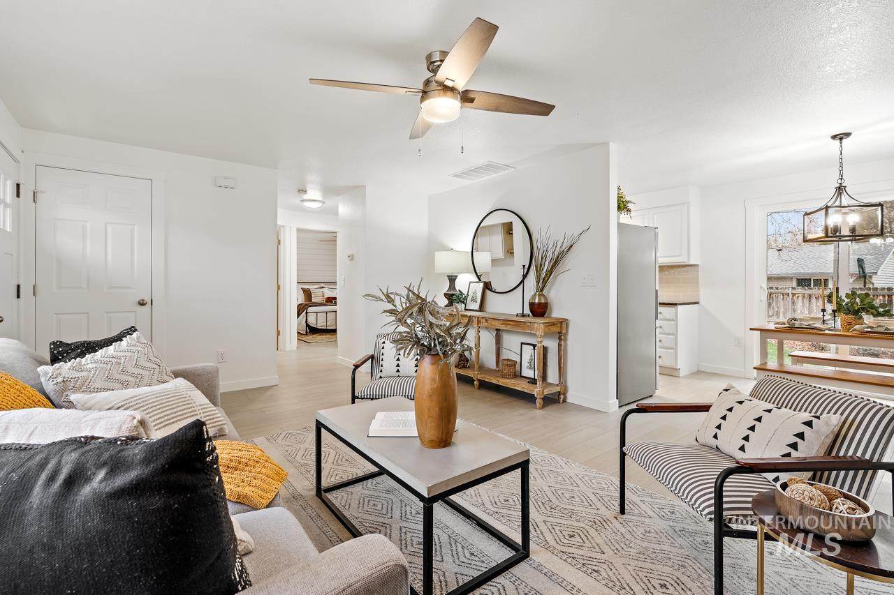1262 Armand Street - Photo 1