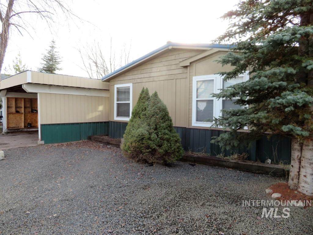 416 Virginia Blvd - Photo 1