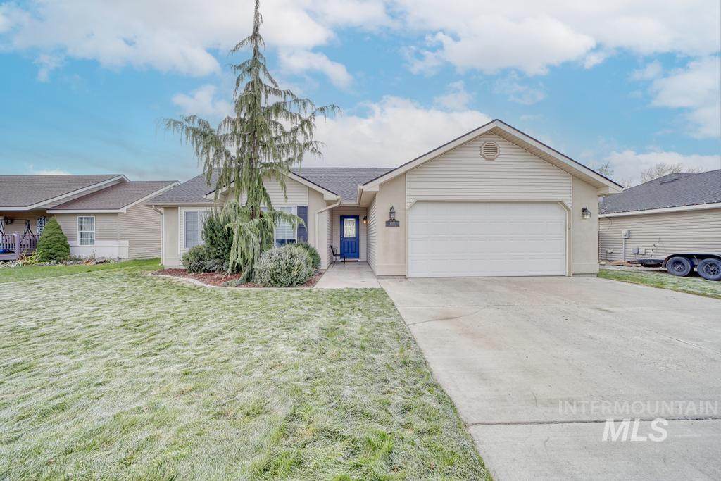1007 Lauren Lane - Photo 1