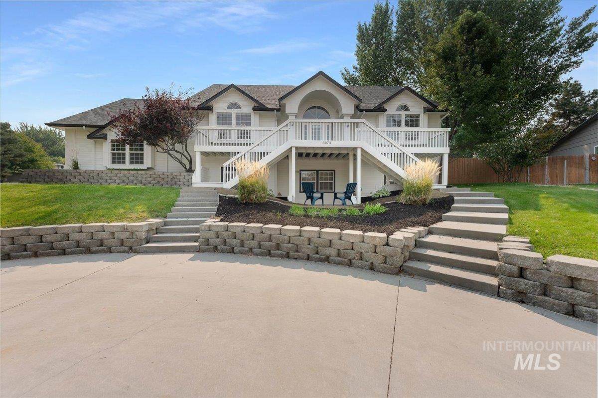 3073 Sweetwater Dr - Photo 1