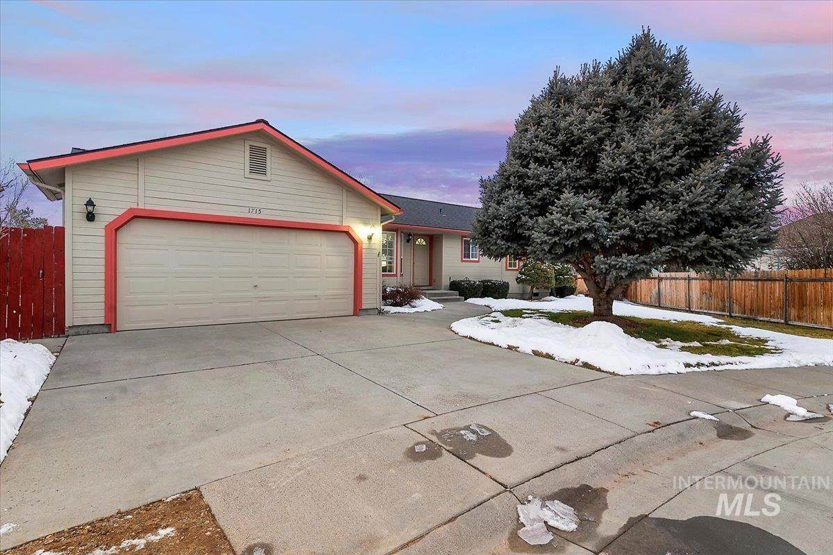1715 Par Court - Photo 1