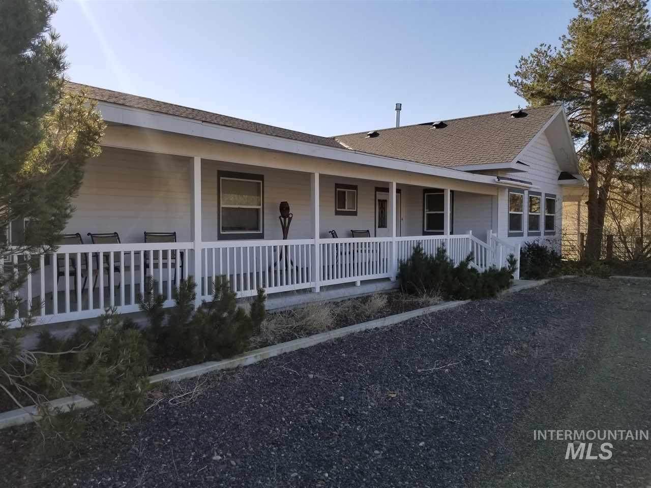 1240 Devils Elbow Road - Photo 1