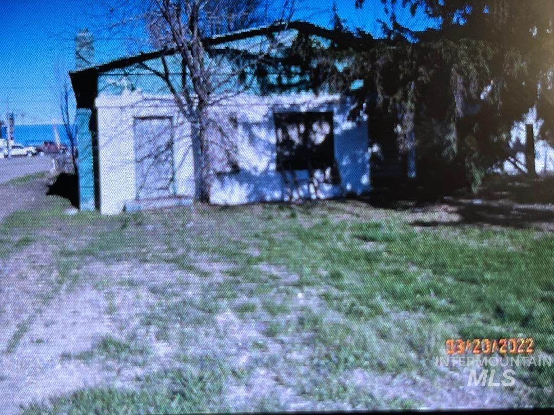 511 Oakley Ave - Photo 1