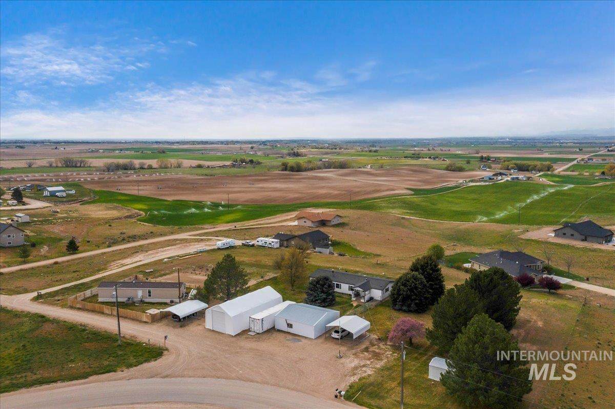 18083 Goodson Rd. - Photo 1