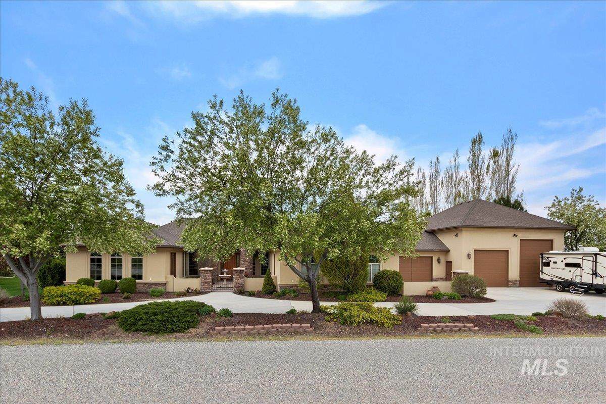 438 Nicole Drive - Photo 1