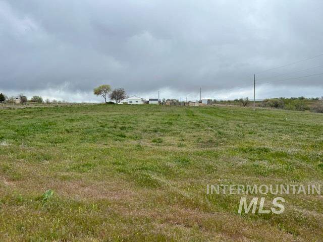 4320 Community Rd - Photo 1