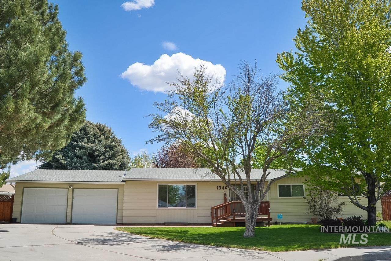 1340 Juniper Street - Photo 1