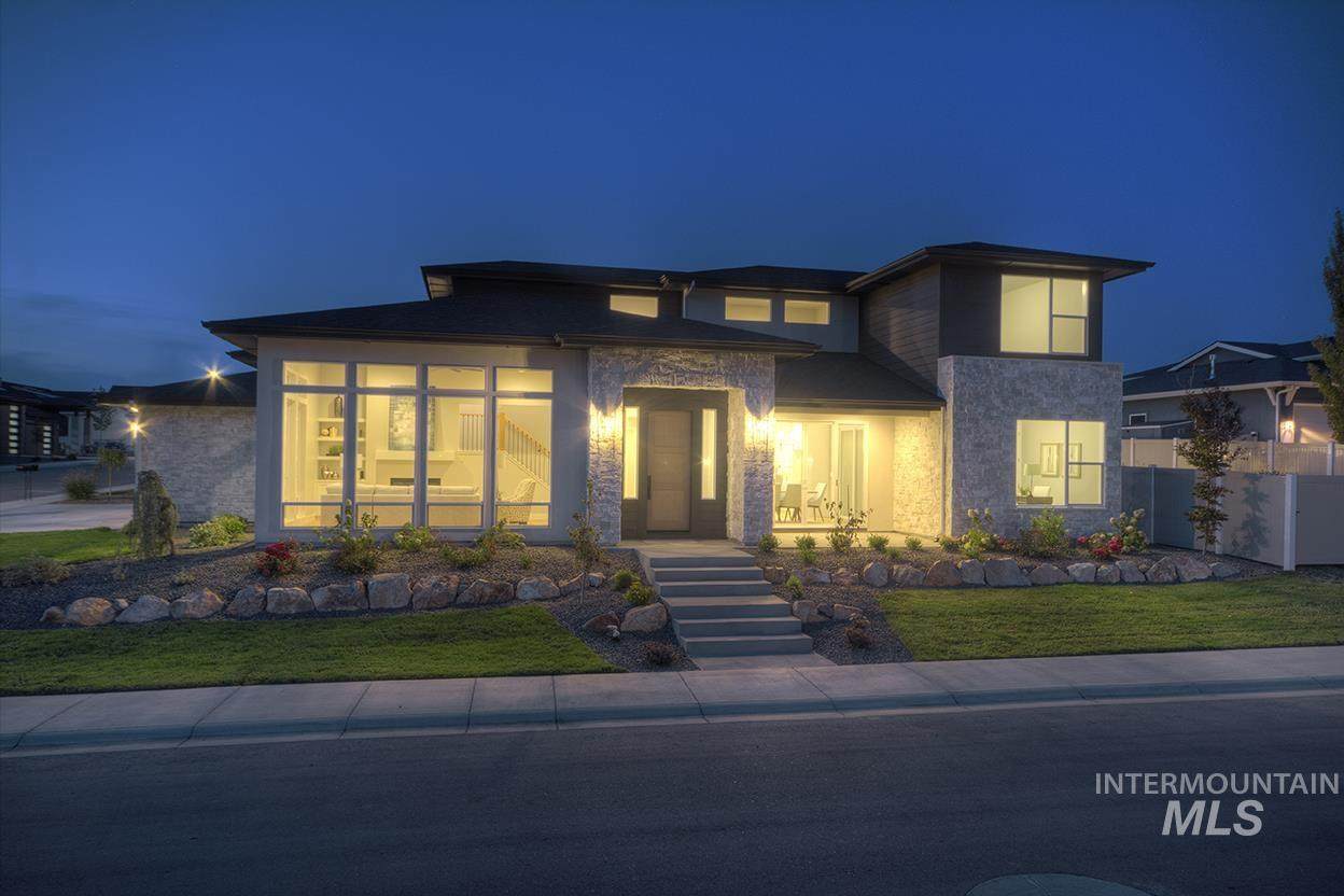 5764 Snowshoe Ave - Photo 1
