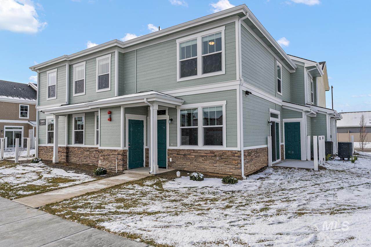 2312 Spice Loop - Photo 1