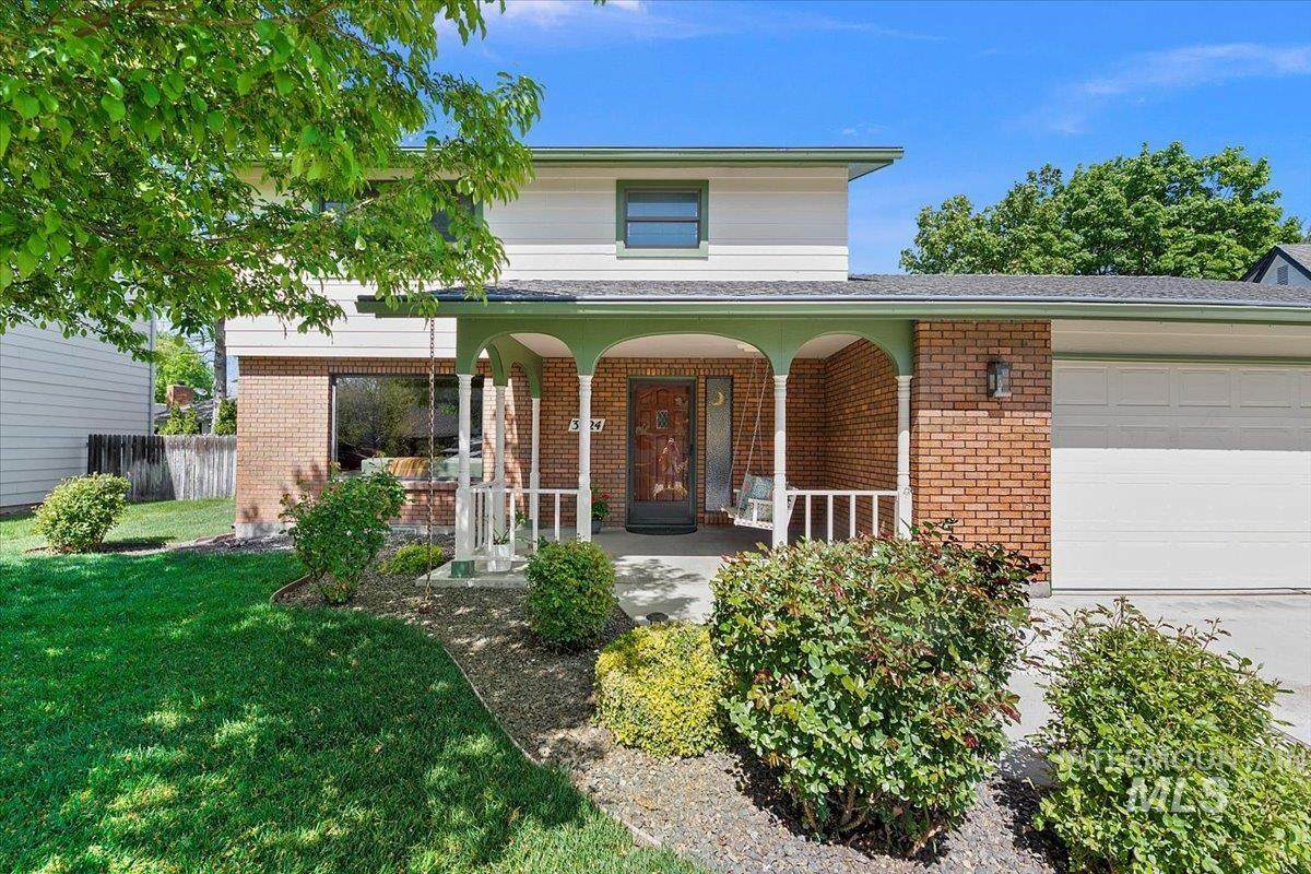 3224 S Chickory Way - Photo 1