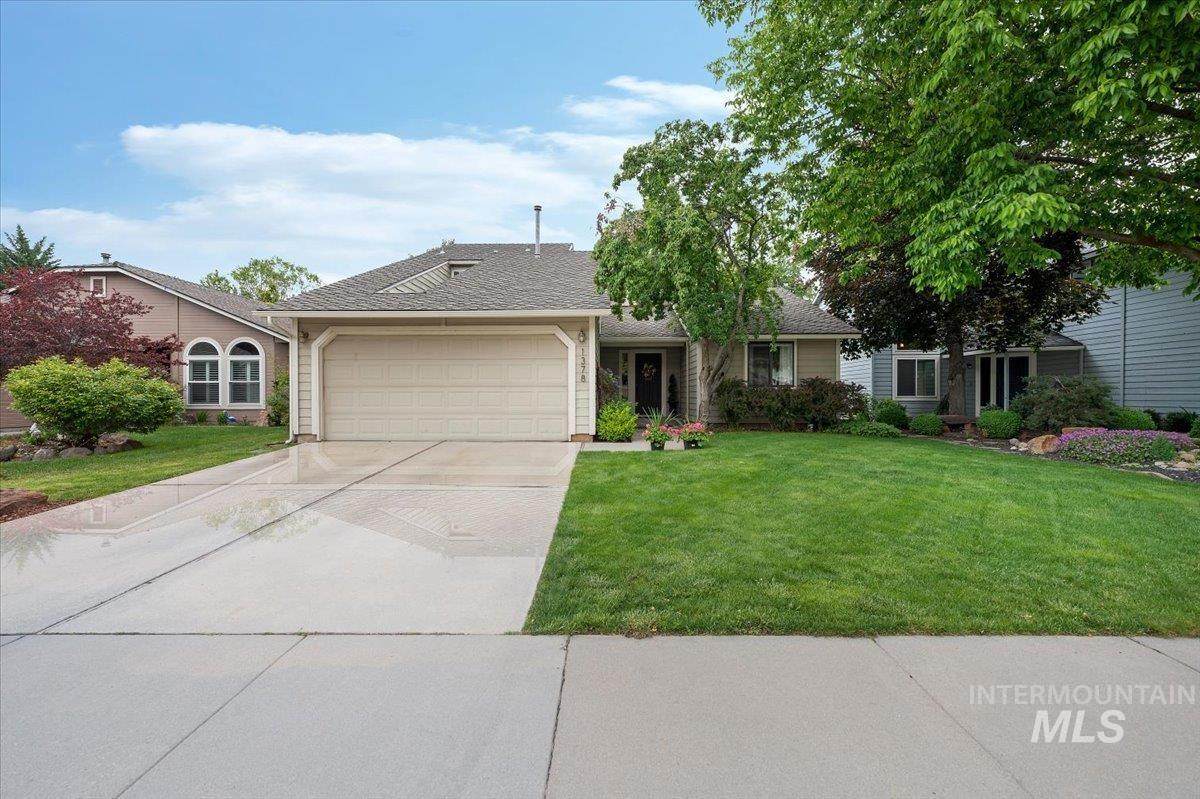 1378 Woodvine Ct - Photo 1