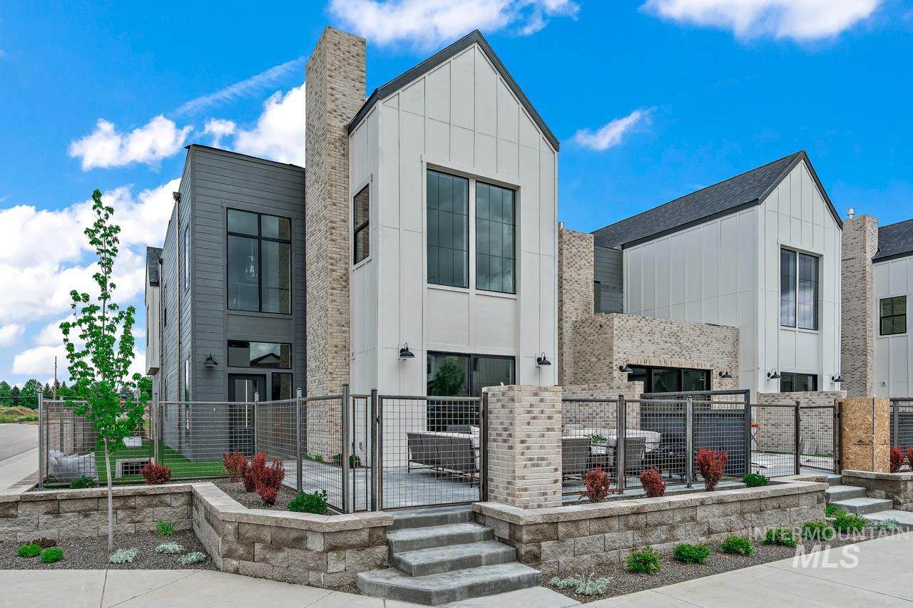 2550 Iron Coop Street - Photo 1