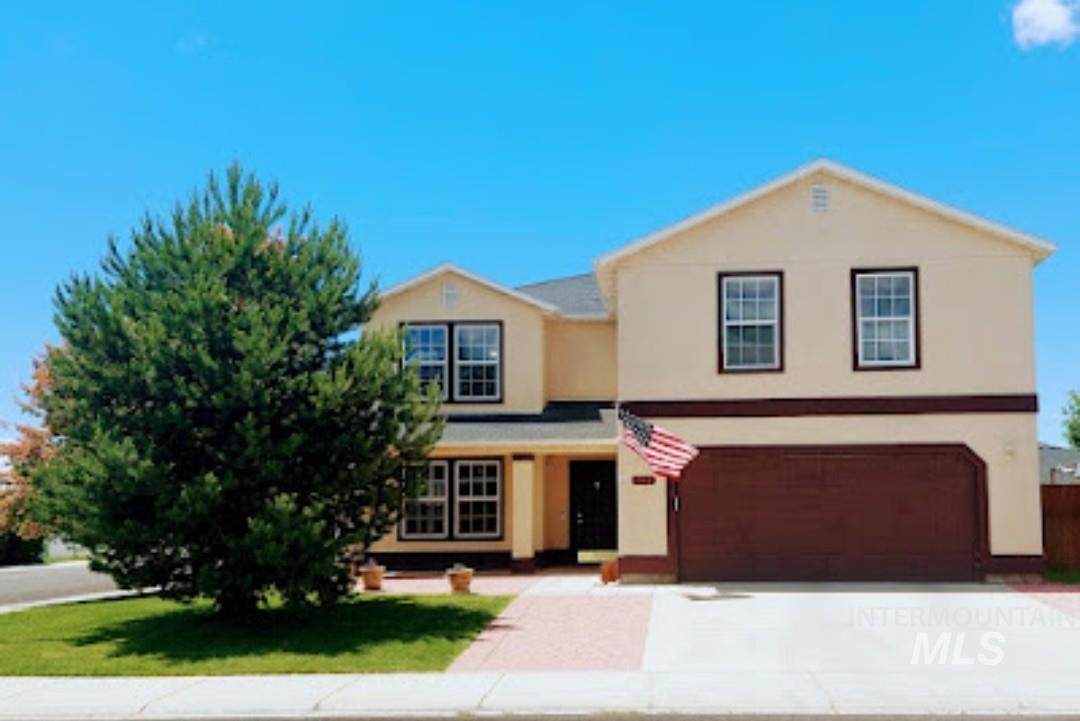 791 Ahsahka Way - Photo 1