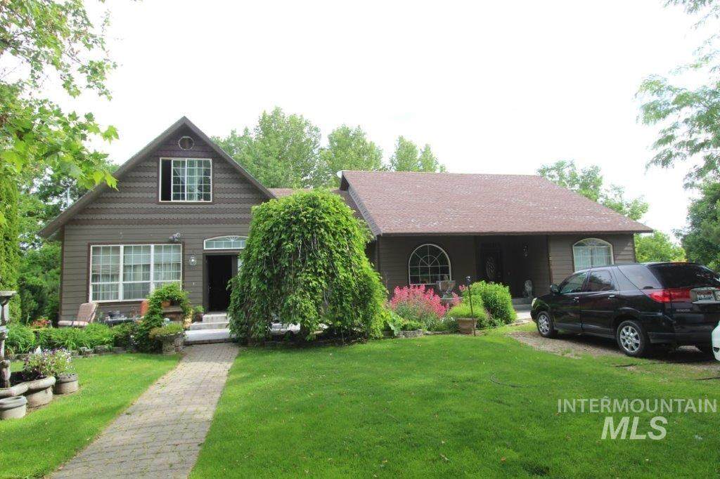 1505 Ustick Rd. - Photo 1