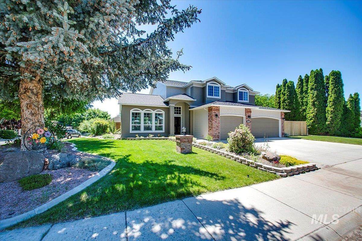 927 Kingsford Dr - Photo 1