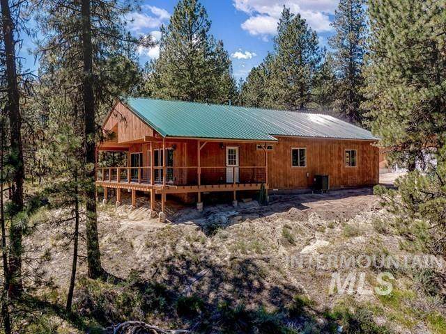 15 Meadow Creek Drive - Photo 1