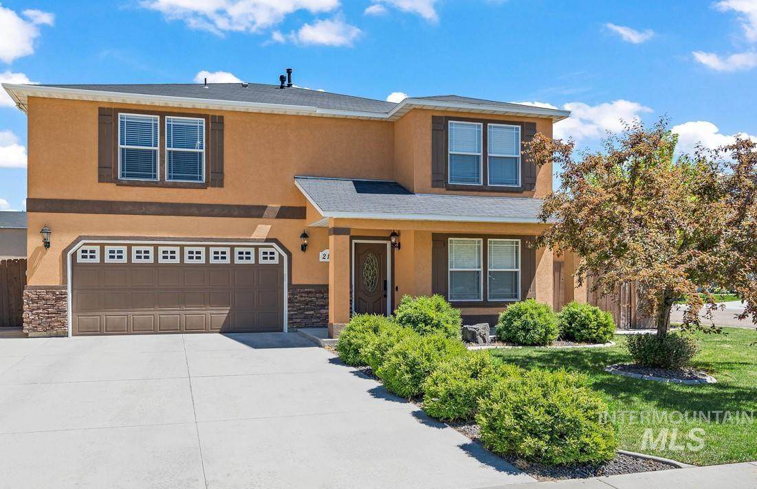 211 Parkland Way - Photo 1