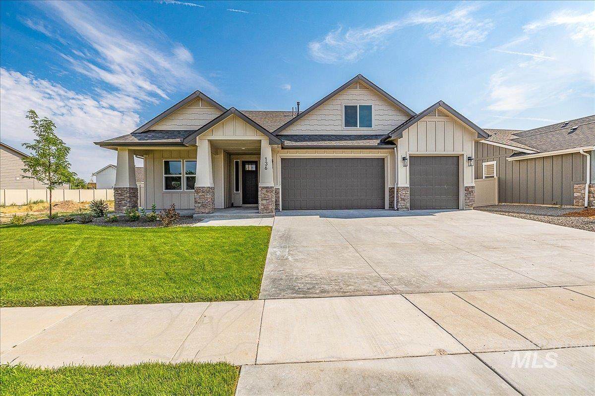 136 Beechwood - Photo 1
