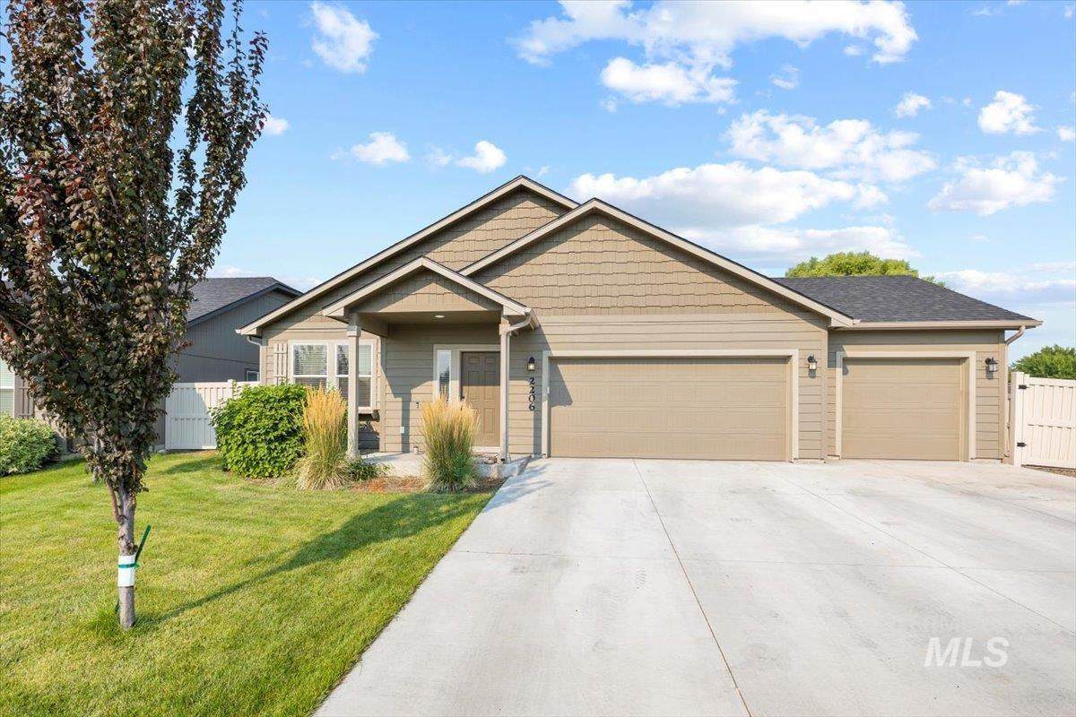 2206 Elm Grove Drive - Photo 1
