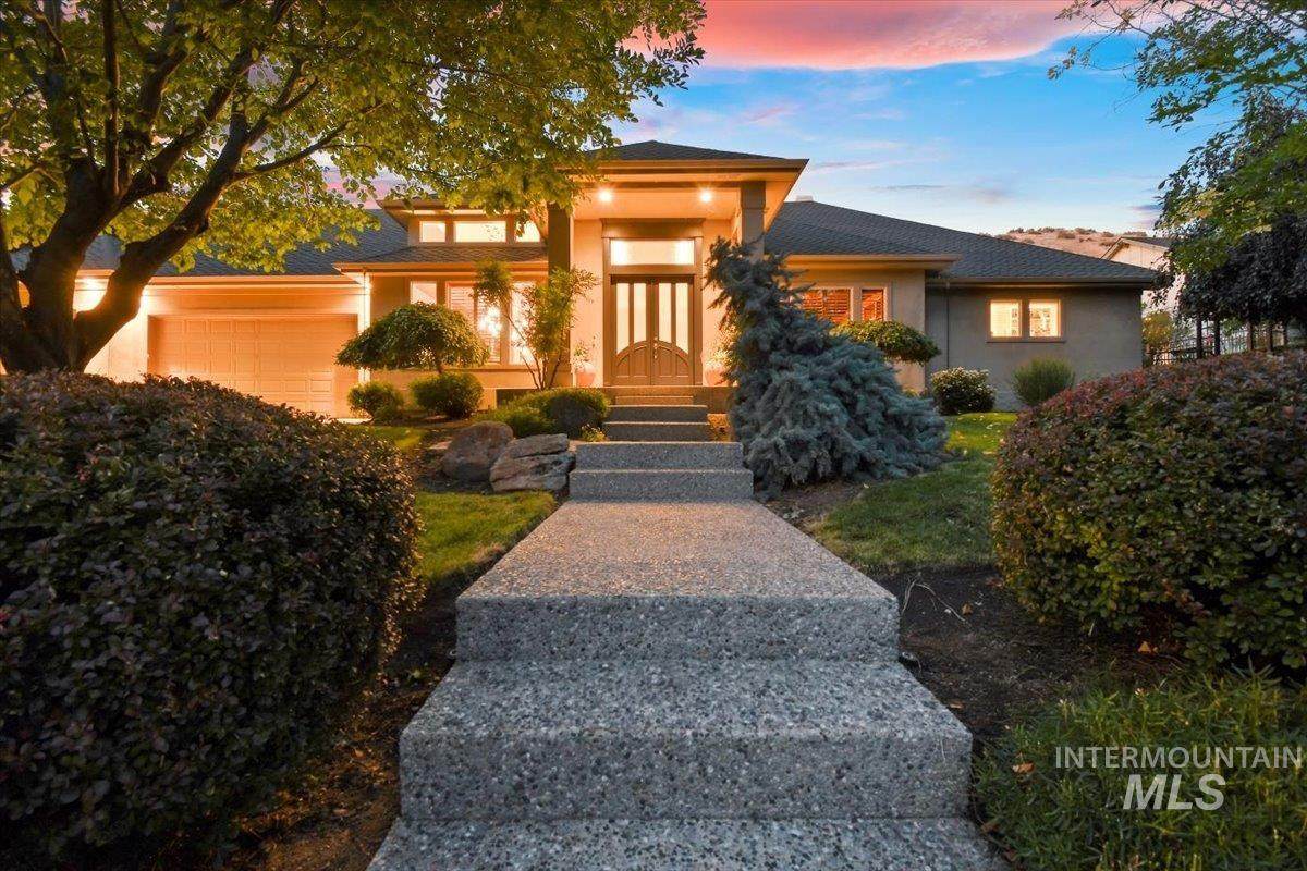 5292 Quarterpath Dr - Photo 1