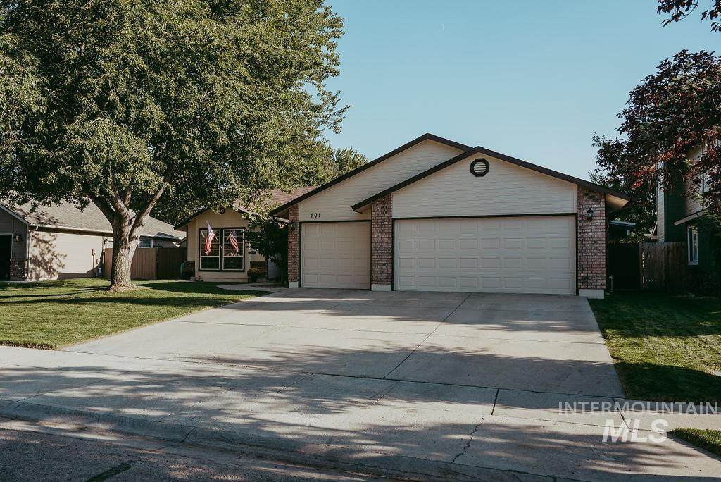 401 Elwood Dr - Photo 1