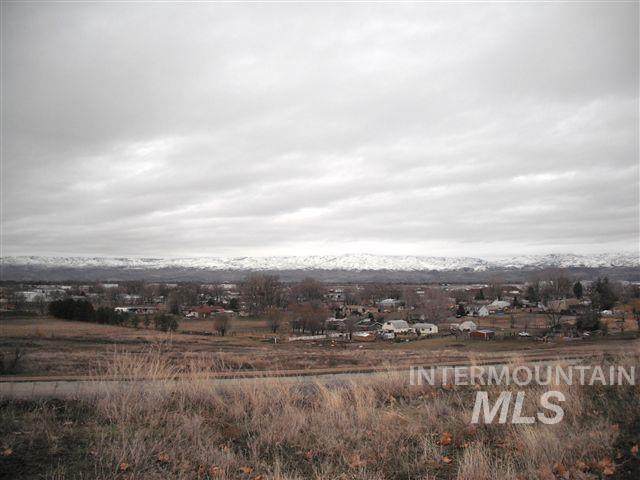 4540 Fenny Lane - Photo 1