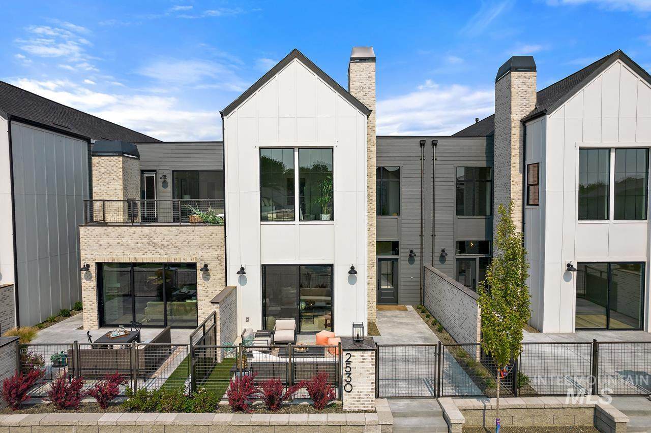 2530 Iron Coop Street - Photo 1