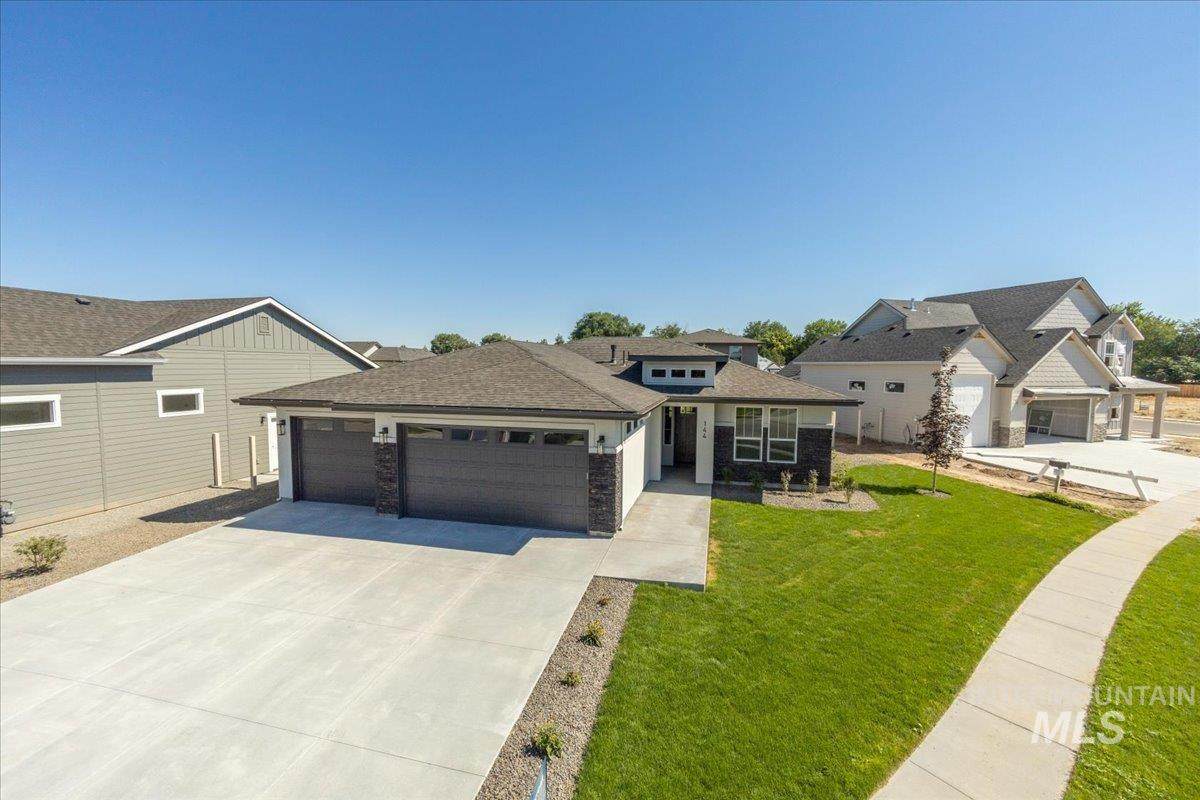144 Beechwood - Photo 1