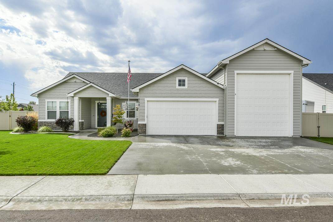 359 Applecreek St - Photo 1