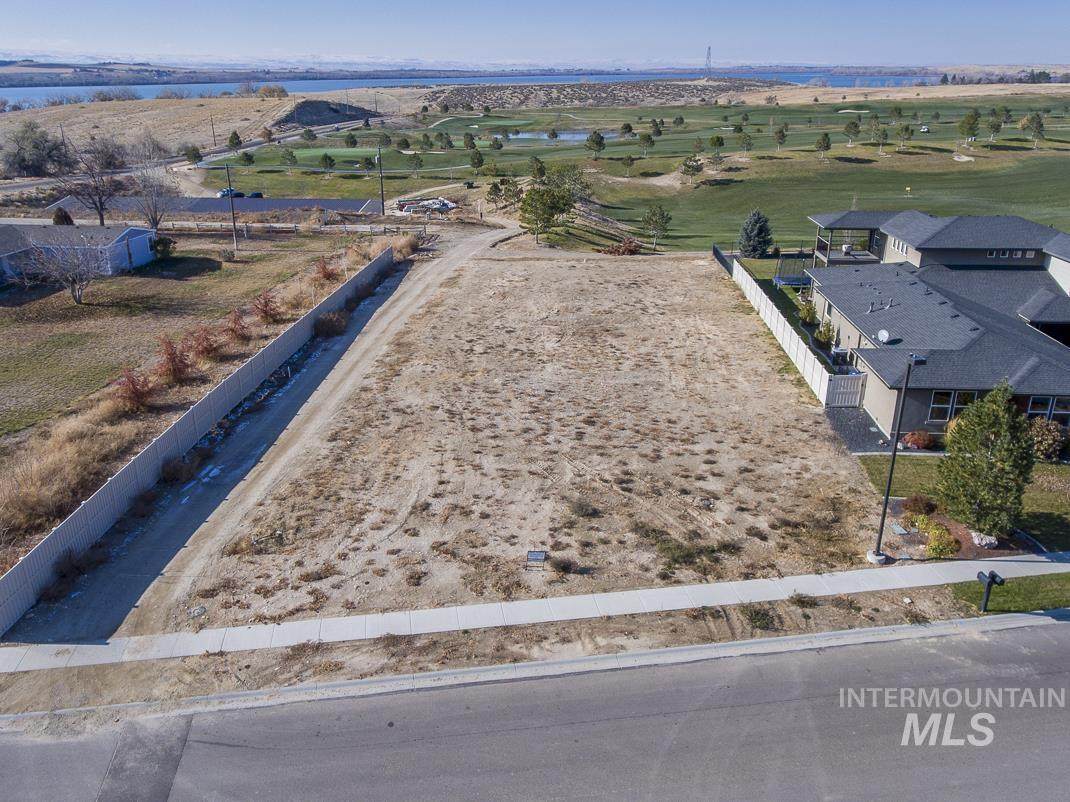 12081 Hunters Point Dr - Photo 1