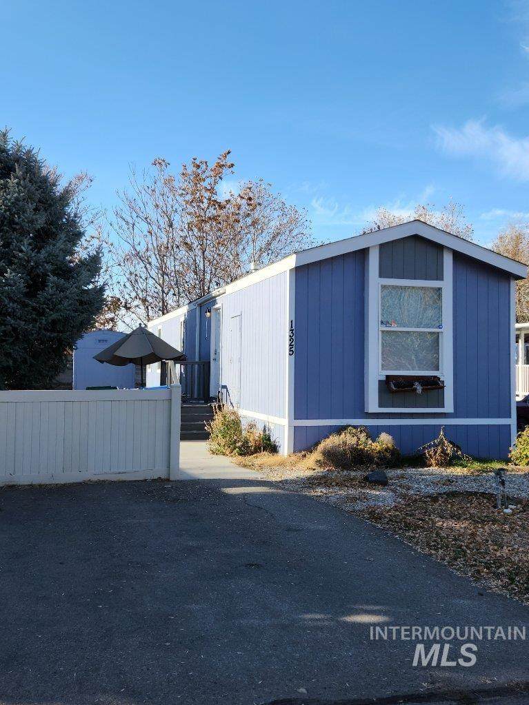 1325 Arrow Lane - Photo 1