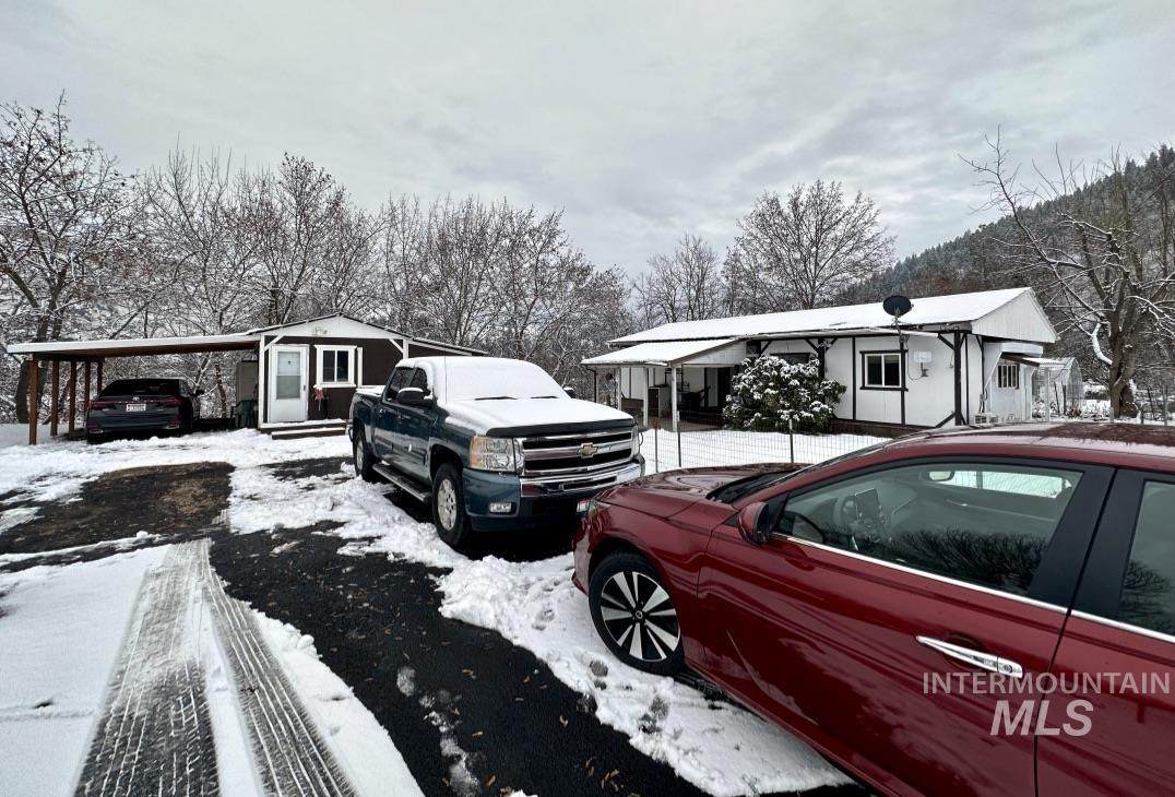 701 1/2 Clearwater Street - Photo 1
